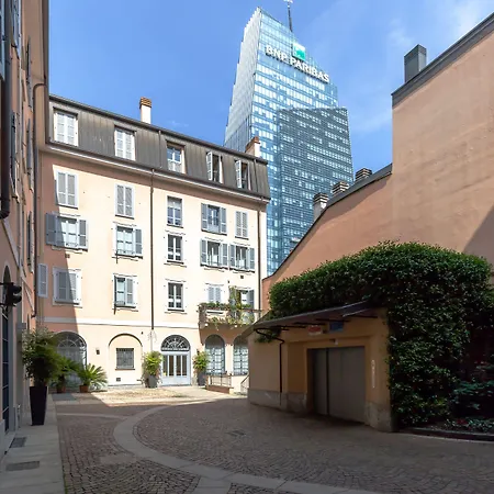 Milan Retreats-3